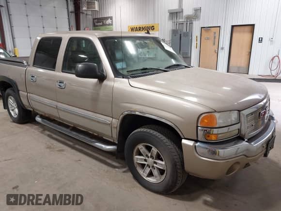 2006 GMC Sierra 1500 SLT with VIN 2GTEK13Z261257254, listed as a IAAI auction lot 42987183 with 166,743 mi miles and . Bid and sale history available at DreamBid. Image 1.