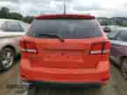 2018 Dodge Journey SXT z VIN 3C4PDDBG0JT257801, wystawiony jako Copart lot #56919795 z przebiegiem 132 751 mil mil oraz Szkoda całkowita • Salvage title. Historia ofert i sprzedaży dostępna na DreamBid. Obrazek 6.