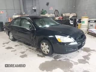 2007 Honda Accord LX с VIN 1HGCM56487A160416, выставлен на аукционе IAAI как лот 43445335 с пробегом 165 968 миль миль и . История ставок и продаж доступна на DreamBid. Изображение 1.