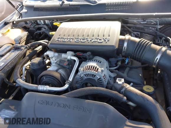 2004 Jeep Grand Cherokee Overland с VIN 1J8GW68J94C365142, выставлен на аукционе IAAI как лот 43343450 с пробегом 74 350 миль миль и . История ставок и продаж доступна на DreamBid. Изображение 10.