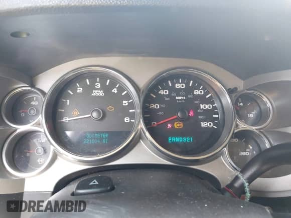 2007 Chevrolet Silverado 1500 1LT z VIN 2GCEK13M971728449, wystawiony jako IAAI lot #42418344 z przebiegiem 221 004 mil mil oraz . Historia ofert i sprzedaży dostępna na DreamBid. Obrazek 7.