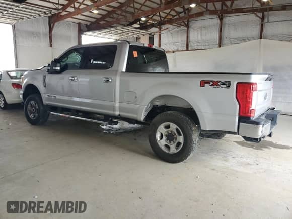 2017 Ford F-250 Lariat с VIN 1FT7W2BT4HEF45908, выставлен на аукционе Copart как лот 65161315 с пробегом 112 420 миль миль и Списание • Salvage title. История ставок и продаж доступна на DreamBid. Изображение 2.