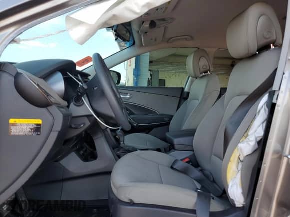 2018 Hyundai Santa Fe 2.4L с VIN 5NMZU3LB5JH053756, выставлен на аукционе Copart как лот 70347355 с пробегом 30 817 миль миль и Списание • Salvage title. История ставок и продаж доступна на DreamBid. Изображение 7.