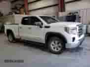 2019 GMC Sierra 1500 with VIN 1GTR9AEF5KZ274583, listed as a Copart auction lot 63421735 with 81,384 mi miles and Clean title. Bid and sale history available at DreamBid. Image 4.