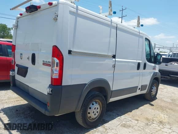 2015 Ram ProMaster Cargo с VIN 3C6TRVNG6FE519812, выставлен на аукционе IAAI как лот 42379345 с пробегом 179 003 миль миль и . История ставок и продаж доступна на DreamBid. Изображение 4.