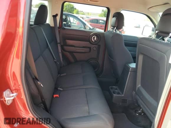 2011 Dodge Nitro Heat with VIN 1D4PU4GX7BW501208, listed as a Copart auction lot 68367445 with 97,944 mi miles and Salvage title. Bid and sale history available at DreamBid. Image 11.