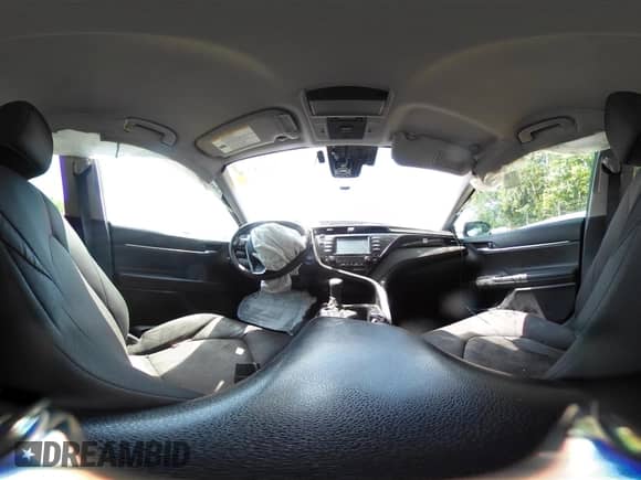 2019 Toyota Camry Hybrid LE с VIN 4T1B31HK6KU006419, выставлен на аукционе IAAI как лот 42678278 с пробегом Не указан миль и . История ставок и продаж доступна на DreamBid. Изображение 18.