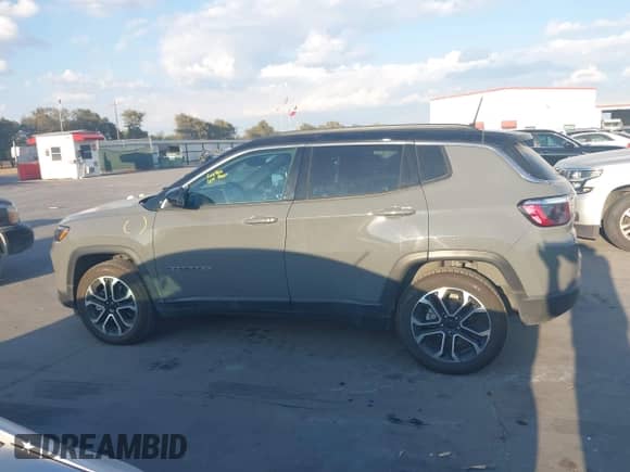 2024 Jeep Compass Limited with VIN 3C4NJDCNXRT596798, listed as a IAAI auction lot 43507175 with 49,319 mi miles and . Bid and sale history available at DreamBid. Image 14.