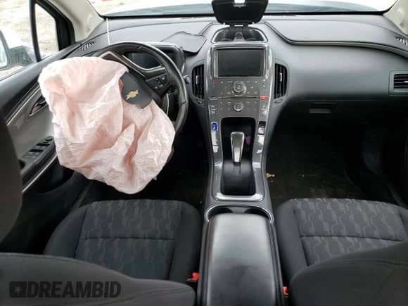 2015 Chevrolet Volt z VIN 1G1RA6E49FU136334, wystawiony jako Copart lot #62192883 z przebiegiem Nie podano mil oraz . Historia ofert i sprzedaży dostępna na DreamBid. Obrazek 8.