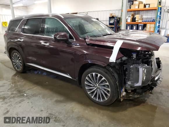 2025 Hyundai Palisade Calligraphy с VIN KM8R7DGE4SU817118, выставлен на аукционе Copart как лот 70004365 с пробегом 13 133 миль миль и Списание • Salvage title. История ставок и продаж доступна на DreamBid. Изображение 4.