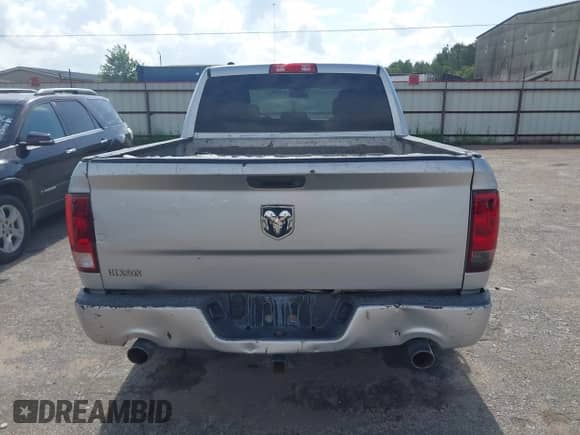 2014 Ram 1500 Express z VIN 1C6RR6KTXES134573, wystawiony jako IAAI lot #42655298 z przebiegiem 232 171 mil mil oraz . Historia ofert i sprzedaży dostępna na DreamBid. Obrazek 16.