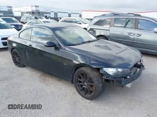 2009 BMW 3 Series 335i xDrive с VIN WBAWC73559E269609, выставлен на аукционе IAAI как лот 43539444 с пробегом 103 924 миль миль и . История ставок и продаж доступна на DreamBid. Изображение 1.