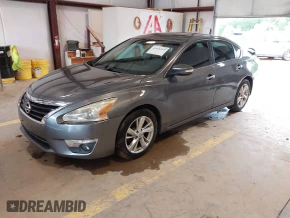 2015 Nissan Altima S с VIN 1N4AL3AP1FC145327, выставлен на аукционе IAAI как лот 42926369 с пробегом 148 373 миль миль и . История ставок и продаж доступна на DreamBid. Изображение 17.