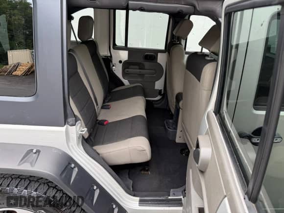 2007 Jeep Wrangler Unlimited X с VIN 1J4GB39107L149761, выставлен на аукционе Copart как лот 64507505 с пробегом 186 594 миль миль и Чистый • Clean title. История ставок и продаж доступна на DreamBid. Изображение 6.