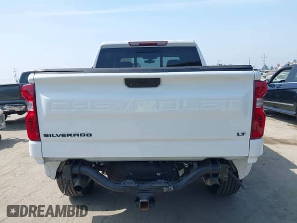 2022 Chevrolet Silverado 1500 LT z VIN 3GCUYDED2NG133388, wystawiony jako IAAI lot #42462081 z przebiegiem 38 949 mil mil oraz . Historia ofert i sprzedaży dostępna na DreamBid. Obrazek 17.