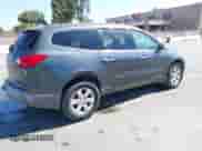 2011 Chevrolet Traverse 1LT z VIN 1GNKVGED8BJ135858, wystawiony jako IAAI lot #43288198 z przebiegiem 161 555 mil mil oraz . Historia ofert i sprzedaży dostępna na DreamBid. Obrazek 4.