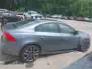 2018 Volvo S60 Dynamic с VIN YV140MTL4J2460924, выставлен на аукционе IAAI как лот 42475146 с пробегом 105 914 миль миль и . История ставок и продаж доступна на DreamBid. Изображение 13.