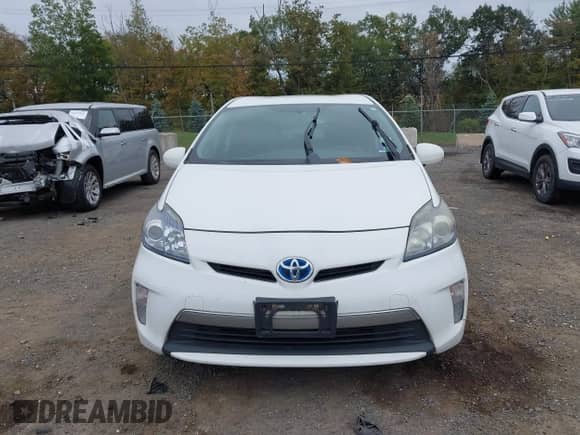 2012 Toyota Prius with VIN JTDKN3DP9C3003744, listed as a IAAI auction lot 43283033 with 188,681 mi miles and . Bid and sale history available at DreamBid. Image 12.