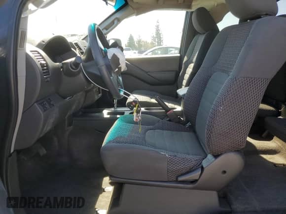 2012 Nissan Frontier SV z VIN 1N6AD0CU4CC443842, wystawiony jako Copart lot #49823795 z przebiegiem 167 703 mil mil oraz Szkoda całkowita • Salvage title. Historia ofert i sprzedaży dostępna na DreamBid. Obrazek 7.