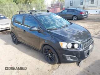 2013 Chevrolet Sonic LT с VIN 1G1JC6SB3D4164041, выставлен на аукционе IAAI как лот 43283723 с пробегом 102 329 миль миль и . История ставок и продаж доступна на DreamBid. Изображение 1.