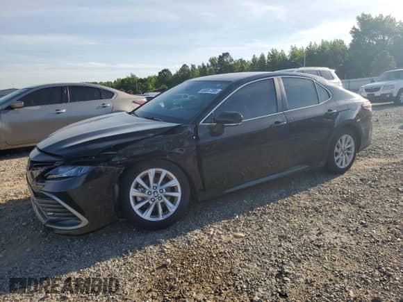 2023 Toyota Camry LE with VIN 4T1R11AK7PU084875, listed as a Copart auction lot 55857395 with 26,473 mi miles and Salvage title. Bid and sale history available at DreamBid. Image 1.