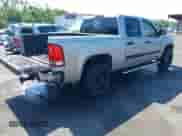 2007 GMC Sierra 1500 SLE1 z VIN 3GTEC13C37G538920, wystawiony jako IAAI lot #42188019 z przebiegiem 262 302 mil mil oraz . Historia ofert i sprzedaży dostępna na DreamBid. Obrazek 4.