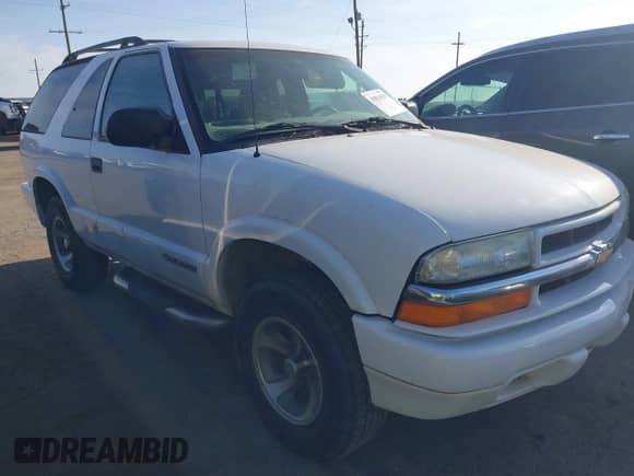2002 Chevrolet Blazer LS с VIN 1GNCS18W72K174863, выставлен на аукционе IAAI как лот 43014539 с пробегом 208 577 миль миль и . История ставок и продаж доступна на DreamBid. Изображение 1.