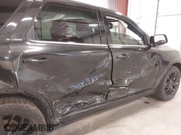 2015 Dodge Durango R/T z VIN 1C4SDJCTXFC105726, wystawiony jako IAAI lot #40943929 z przebiegiem 109 116 mil mil oraz . Historia ofert i sprzedaży dostępna na DreamBid. Obrazek 6.