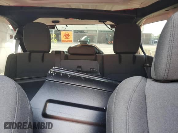 2025 Jeep Wrangler Sport S с VIN 1C4RJXN65SW583515, выставлен на аукционе Copart как лот 82069975 с пробегом 8 426 миль миль и Списание • Salvage title. История ставок и продаж доступна на DreamBid. Изображение 10.