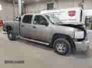 2007 Chevrolet Silverado 2500HD 1LT with VIN 1GCHK23K37F558650, listed as a Copart auction lot 55301575 with 304,437 mi miles and Salvage title. Bid and sale history available at DreamBid. Image 4.