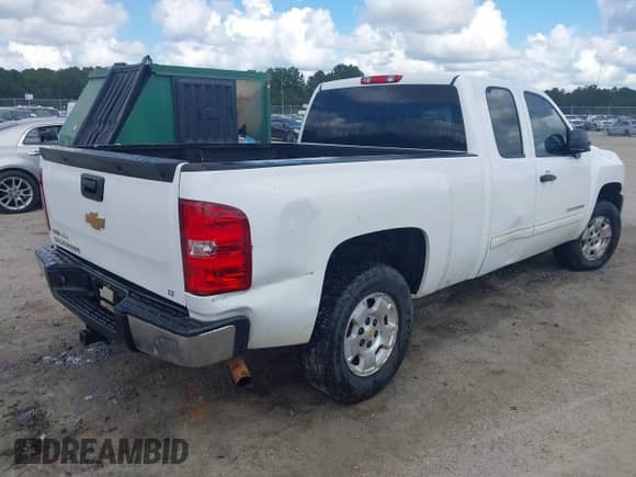 2012 Chevrolet Silverado 1500 LT with VIN 1GCRCSE06CZ169314, listed as a IAAI auction lot 43281218 with 239,181 mi miles and . Bid and sale history available at DreamBid. Image 4.