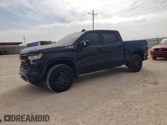 2022 Chevrolet Silverado 1500 RST z VIN 1GCUDEET9NZ502028, wystawiony jako Copart lot #44854605 z przebiegiem 50 146 mil mil oraz Szkoda całkowita • Salvage title. Historia ofert i sprzedaży dostępna na DreamBid. Obrazek 1.