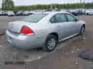 2009 Chevrolet Impala LS z VIN 2G1WB57N191183728, wystawiony jako IAAI lot #43295080 z przebiegiem 48 785 mil mil oraz . Historia ofert i sprzedaży dostępna na DreamBid. Obrazek 4.