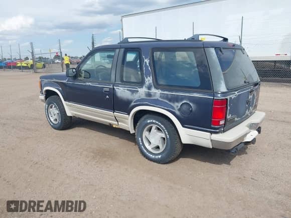1991 Ford Explorer Eddie Bauer with VIN 1FMCU24X0MUA91155, listed as a IAAI auction lot 42314856 with 75,836 mi miles and . Bid and sale history available at DreamBid. Image 3.