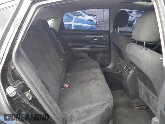 2015 Nissan Altima SV с VIN 1N4AL3AP1FC486064, выставлен на аукционе Copart как лот 82593935 с пробегом 138 594 миль миль и Списание • Salvage title. История ставок и продаж доступна на DreamBid. Изображение 10.