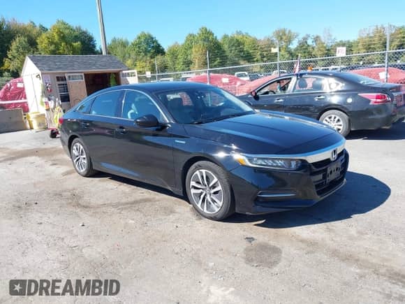 2018 Honda Accord with VIN 1HGCV3F10JA010119, listed as a IAAI auction lot 43362793 with 206,392 mi miles and . Bid and sale history available at DreamBid. Image 1.