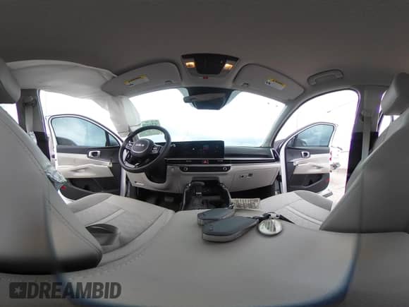 2025 Kia Sorento EX с VIN 5XYRH4JFXSG310180, выставлен на аукционе IAAI как лот 42637985 с пробегом 2 587 миль миль и . История ставок и продаж доступна на DreamBid. Изображение 19.