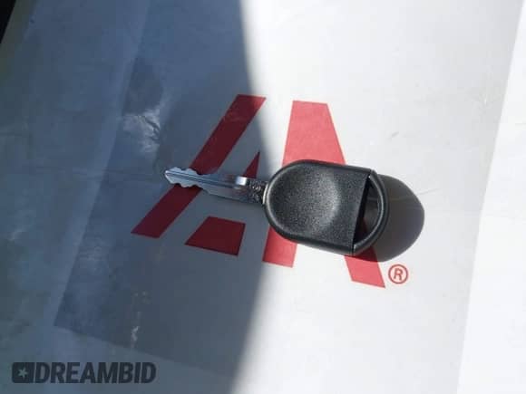 2004 Ford F-150 STX with VIN 1FTRX12W64NA16500, listed as a IAAI auction lot 43423552 with 283,577 mi miles and . Bid and sale history available at DreamBid. Image 11.