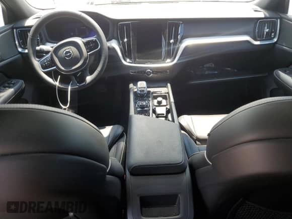 2024 Volvo S60 Plus Black Edition с VIN 7JRL12FHXRG281975, выставлен на аукционе Copart как лот 64807344 с пробегом 5 629 миль миль и Списание • Salvage title. История ставок и продаж доступна на DreamBid. Изображение 8.