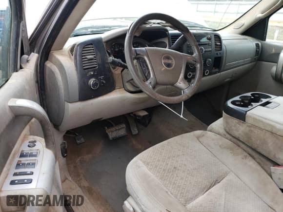 2007 GMC Sierra 1500 SLE1 with VIN 2GTEC19C471649458, listed as a Copart auction lot 48164745 with 336,502 mi miles and Salvage title. Bid and sale history available at DreamBid. Image 8.