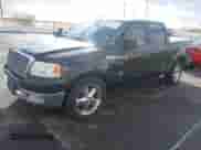 2005 Ford F-150 XLT z VIN 1FTPW12525FA40418, wystawiony jako IAAI lot #43520560 z przebiegiem 212 428 mil mil oraz . Historia ofert i sprzedaży dostępna na DreamBid. Obrazek 6.