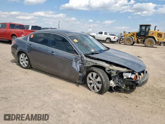2008 Honda Accord EX-L with VIN JHMCP26828C022804, listed as a Copart auction lot 84898095 with 174,928 mi miles and Salvage title. Bid and sale history available at DreamBid. Image 4.