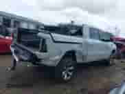 2019 Ram 1500 Limited z VIN 1C6SRFHT8KN695891, wystawiony jako IAAI lot #42529149 z przebiegiem 98 373 mil mil oraz . Historia ofert i sprzedaży dostępna na DreamBid. Obrazek 6.