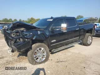 2019 Chevrolet Silverado 2500HD High Country z VIN 1GC1KUEY8KF168876, wystawiony jako Copart lot #68935475 z przebiegiem 177 819 mil mil oraz Szkoda całkowita • Salvage title. Historia ofert i sprzedaży dostępna na DreamBid. Obrazek 1.