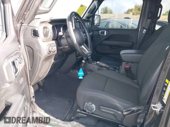 2021 Jeep Wrangler Unlimited Sahara с VIN 1C4HJXEN4MW503014, выставлен на аукционе IAAI как лот 41900234 с пробегом 16 444 миль миль и . История ставок и продаж доступна на DreamBid. Изображение 5.