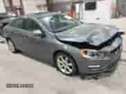 2016 Volvo S60 T5 Premier с VIN YV1612TK0G2410743, выставлен на аукционе IAAI как лот 41717318 с пробегом 87 087 миль миль и . История ставок и продаж доступна на DreamBid. Изображение 1.