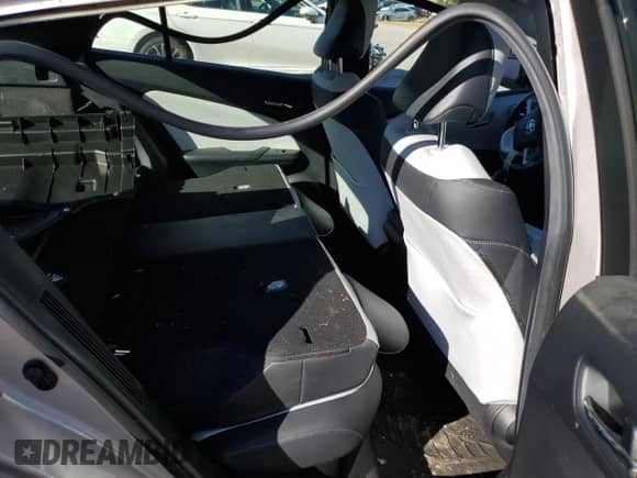 2017 Toyota Prius Premium z VIN JTDKARFP5H3005400, wystawiony jako Copart lot #83960225 z przebiegiem 61 662 mil mil oraz Szkoda całkowita • Salvage title. Historia ofert i sprzedaży dostępna na DreamBid. Obrazek 10.