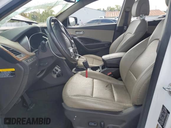 2014 Hyundai Santa Fe с VIN 5XYZU3LA4EG159879, выставлен на аукционе Copart как лот 81749865 с пробегом Не указан миль и Списание • Salvage title. История ставок и продаж доступна на DreamBid. Изображение 7.