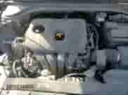 2019 Hyundai Elantra SE z VIN KMHD74LF7KU757389, wystawiony jako Copart lot #82484605 z przebiegiem 82 392 mil mil oraz Szkoda całkowita • Salvage title. Historia ofert i sprzedaży dostępna na DreamBid. Obrazek 13.