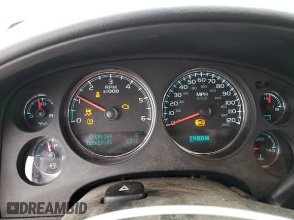 2013 GMC Sierra 1500 SLT с VIN 3GTP2WE74DG256127, выставлен на аукционе Copart как лот 56866815 с пробегом 188 650 миль миль и Списание • Salvage title. История ставок и продаж доступна на DreamBid. Изображение 9.